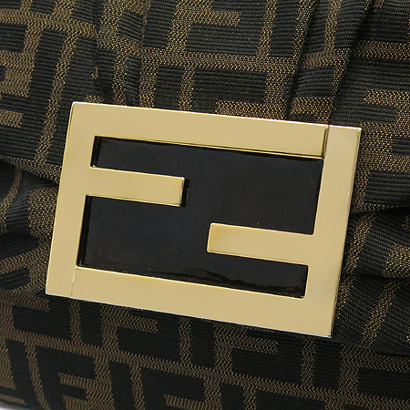 Fendi(���) 8BT163 FF�ΰ� ��ī�к긯 �̾� ����ΰ� ü�� ũ�ν��� �̹���4 - ���̺��� �߰���ǰ