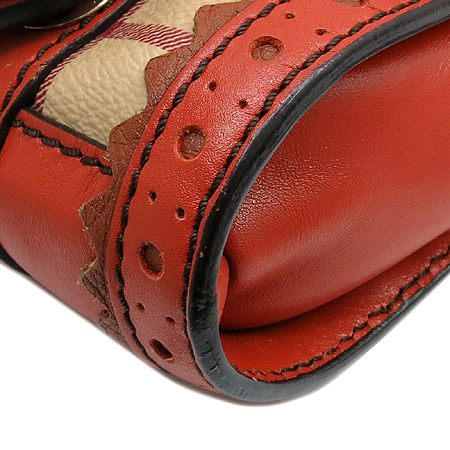 Burberry(������) 5045346287796 SOFIE Ŭ����üũ PVC ������ ���� ���� ���� ȥ�� ũ�ν��� �̹���5 - ���̺��� �߰���ǰ