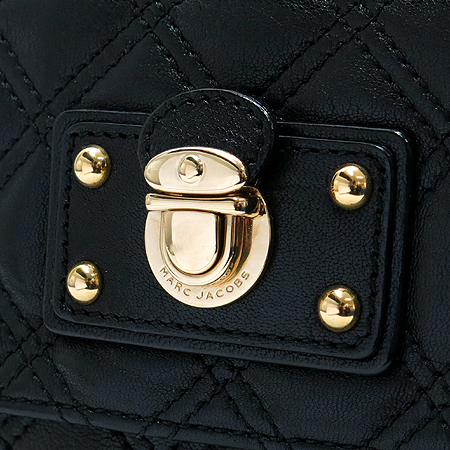 Marc_Jacobs(��ũ�����߽�) C301426 ���� ���÷��� ���� �� ��� ü�� �簢 ����� �̹���4 - ���̺��� �߰���ǰ