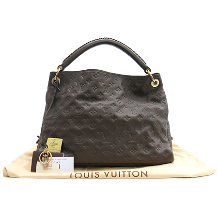 ���̺��� �������� ��ġ MM 