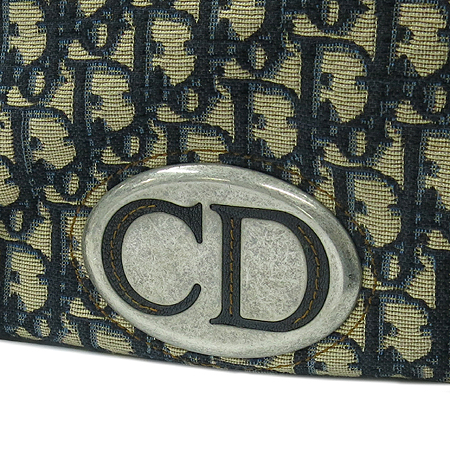 Dior(ũ����î���) ���� �ΰ� ��� ���̺� ���� ȥ�� �к긯 ��Ʈ�� �̹���4 - ���̺��� �߰���ǰ