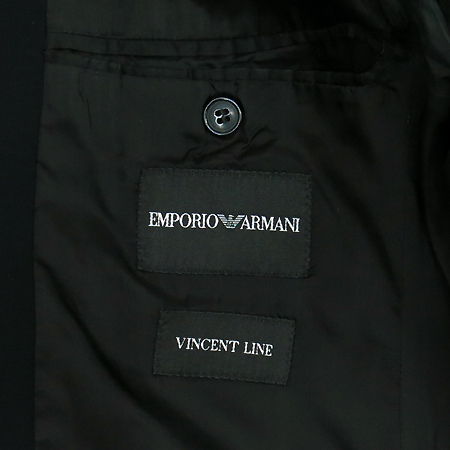 Emporio Armani(�������� �Ƹ�����) �����÷� ���� �̹���4 - ���̺��� �߰���ǰ