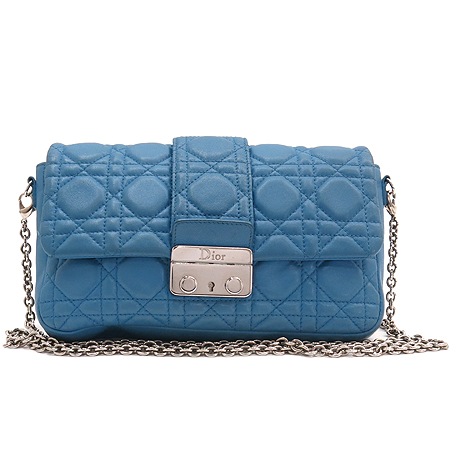 Dior(ũ����î���) S0435PSSQ M9594 ����Ų ���̵� ��� ���� ü�� ũ�ν� �� Ŭ��ġ �� �̹���2 - ���̺��� �߰���ǰ