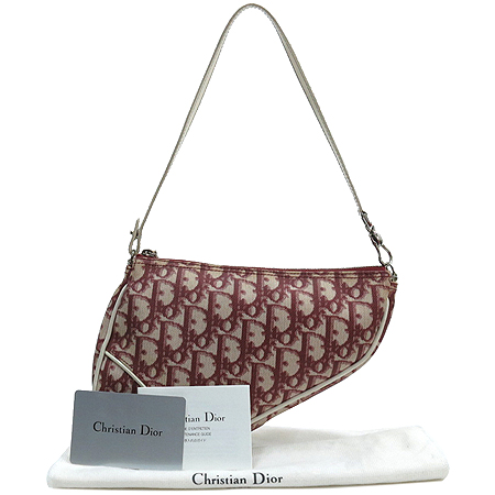 ���  �����