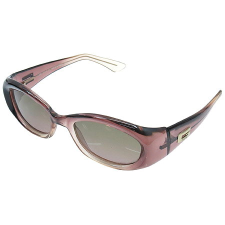 ����  ���۶�