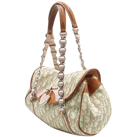 Dior(ũ����î���) �ΰ� PVC ��Ʈ ���Ʈ ��� ��Ʈ�� �̹���3 - ���̺��� �߰���ǰ