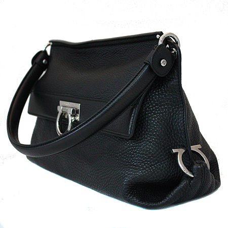 Ferragamo(��󰡸�) 21D044 ���� ���� ���� ��ġ�� ��Ŭ ����� [��������] �̹���2 - ���̺��� �߰���ǰ