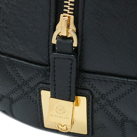 Metrocity(��Ʈ�ν�Ƽ) ���� ���� ���� ����ΰ� ��� ������ ��Ʈ�� �̹���4 - ���̺��� �߰���ǰ