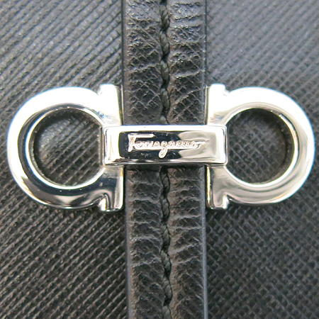 Ferragamo(��󰡸�) 21B982 ���� �ΰ� ��� ���� ��� ���ǾƳ� ��Ʈ�� [�ϻ����] �̹���4 - ���̺��� �߰���ǰ