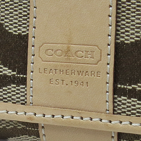 Coach(��ġ) �ñ׳��� �ڰ��� Ű���̽� �̹���3 - ���̺��� �߰���ǰ