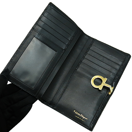 Ferragamo(��󰡸�) 220119 ���� ��ġ�� �ΰ� ��� ũ��Ŀ���� ���� ���� ������ �̹���3 - ���̺��� �߰���ǰ