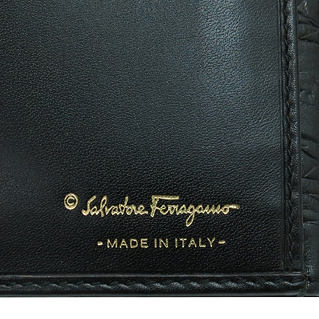 Ferragamo(��󰡸�) 220119 ���� ��ġ�� �ΰ� ��� ũ��Ŀ���� ���� ���� ������ �̹���4 - ���̺��� �߰���ǰ