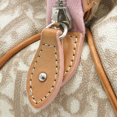 Dior(ũ����î���) ���� �ΰ� ��Ʈ ��� PVC ü�� ����� �̹���4 - ���̺��� �߰���ǰ