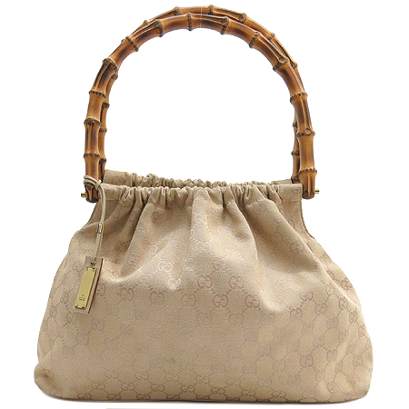 ����  �����