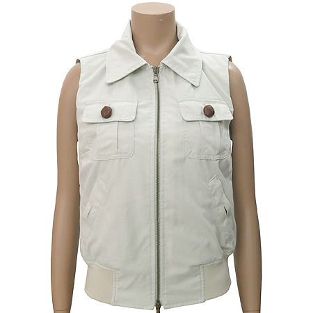 ������  ����