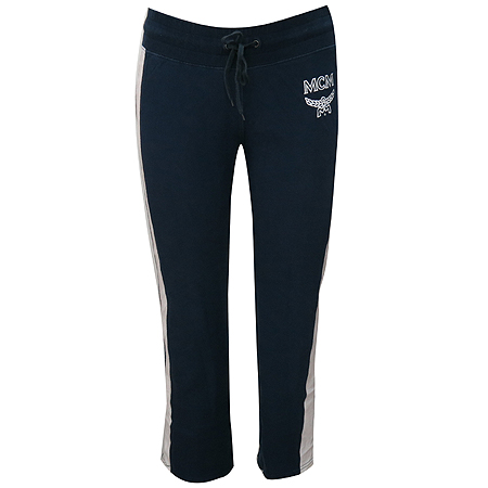 ������  ����