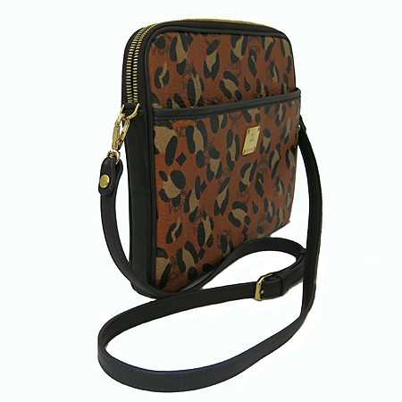 MCM(������) MYE 2AXV17 CO001 ���� �ΰ� ��� ���佺 ���� �����е� ����� [�ϻ����] �̹���3 - ���̺��� �߰���ǰ