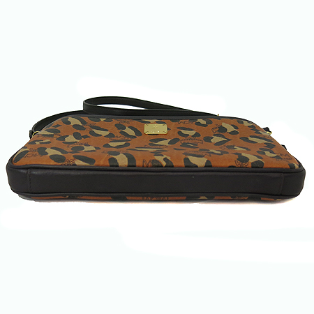 MCM(������) MYE 2AXV17 CO001 ���� �ΰ� ��� ���佺 ���� �����е� ����� [�ϻ����] �̹���4 - ���̺��� �߰���ǰ