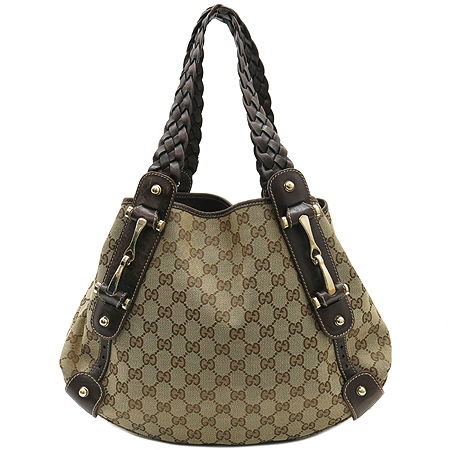 ����  �����