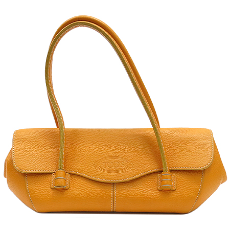 ����  �����