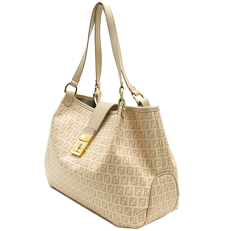 Fendi(���) 8BR661 ���� ��Ŭ FF�ΰ� ������ PVC ����� [��������] �̹���3 - ���̺��� �߰���ǰ