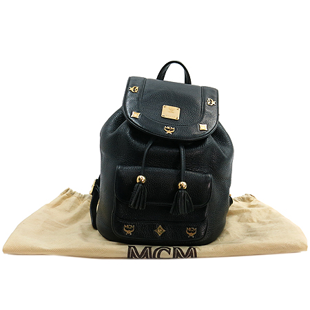 ������  ����