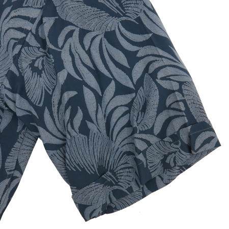 GIORGIO ARMANI(�������� �Ƹ�����) ������ �ö�� ���� �̹���3 - ���̺��� �߰���ǰ