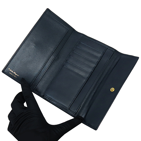 Ferragamo(��󰡸�) 22 4072 �ٶ� ��� ������ �̹���4 - ���̺��� �߰���ǰ