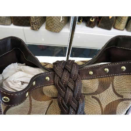 Coach(��ġ) �ñ״�ó �ڰ���/�����̵� ��Ʈ��� ����� �̹���3 - ���̺��� �߰���ǰ