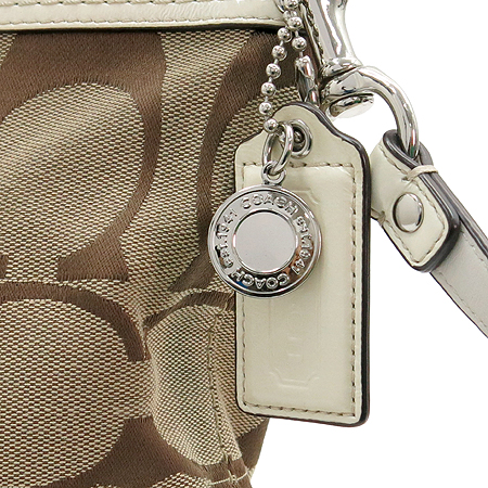 Coach(��ġ) F13674 �ñ׳�ó �ڰ��� ȭ��Ʈ ���� Ʈ���� �����ͺ� 2WAY �̹���4 - ���̺��� �߰���ǰ