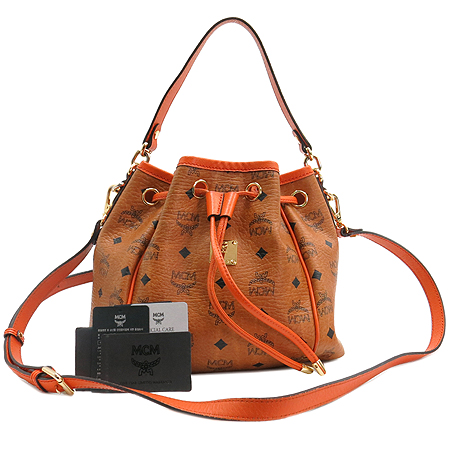 ������  �����