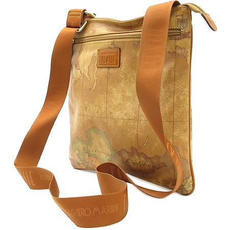 ALVIERO MARTINI(�˺񿡷� ����Ƽ��) N273 �ΰ� PVC ũ�ν��� �̹���2 - ���̺��� �߰���ǰ