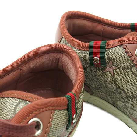 Gucci(����) 204283 GG�ΰ� PVC ������ ��Ÿ ĵ���� ����Ŀ�� �̹���6 - ���̺��� �߰���ǰ