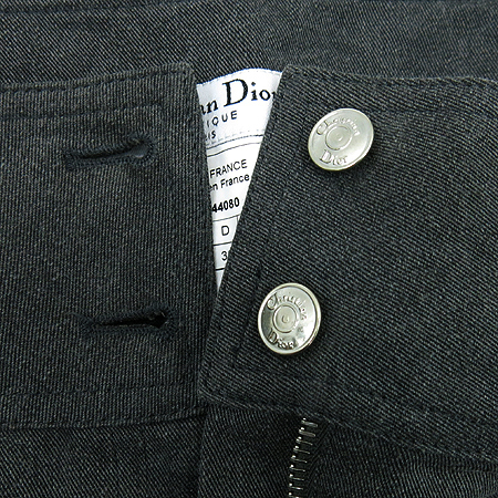 Dior(ũ����î���) �׷����÷� 2��ư ���� �̹���3 - ���̺��� �߰���ǰ