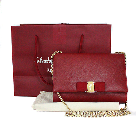 ��󰡸� ���ǾƳ� ���� ũ�ν��� 