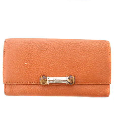 ����  ������