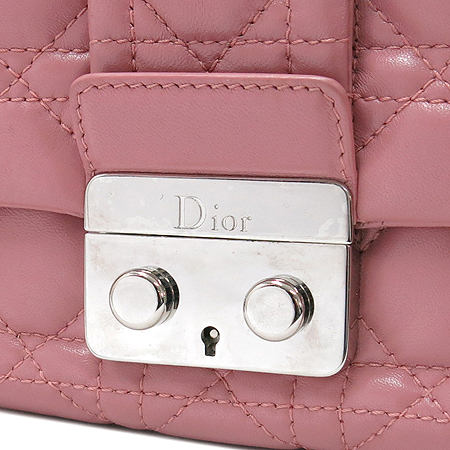 Dior(ũ����î���) ��ũ �÷� ��� ü�� ����� �̹���4 - ���̺��� �߰���ǰ