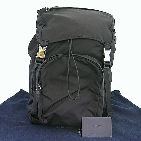 �����  ����