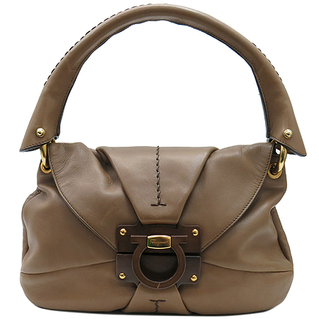 Ferragamo(��󰡸�) 21B369 ��ġ�� �ΰ� ��� ���� ����� [��õ��] �̹���2 - ���̺��� �߰���ǰ