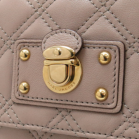 Marc_Jacobs(��ũ�����߽�) ���� �̱� ��� ��Ż ü�� ����� �̹���4 - ���̺��� �߰���ǰ