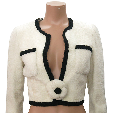 ����  ����