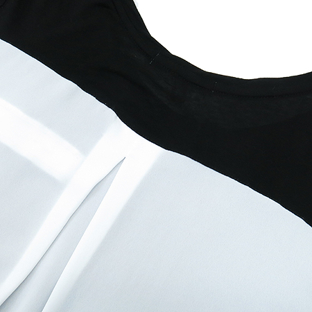 PLASTIC ISLAND(�ö�ƽ ���Ϸ���) ����, ȭ��Ʈ�÷� ���� Ƽ �̹���4 - ���̺��� �߰���ǰ