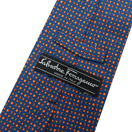 Ferragamo(��󰡸�) 100% ��ũ ��Ÿ�� �̹���2 - ���̺��� �߰���ǰ