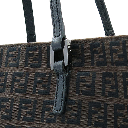 Fendi(���) 8BH067 FF �ΰ� �ڰ��� ��Ʈ�� �̹���3 - ���̺��� �߰���ǰ