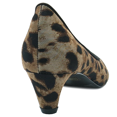 CHARLES & KEITH (���� �� Ű��) �����ĵ� ������ ������ ���� �̹���4 - ���̺��� �߰���ǰ