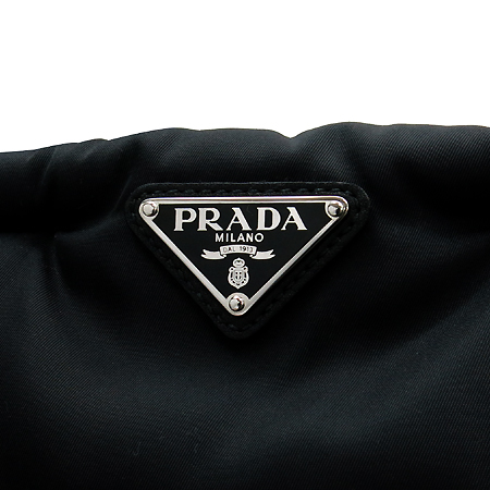 Prada(�����) BN2632 ���� �ΰ� TESSUTO BOMBER(�׼��� �չ�) ��Ʈ�� + �����Ʈ�� �̹���4 - ���̺��� �߰���ǰ
