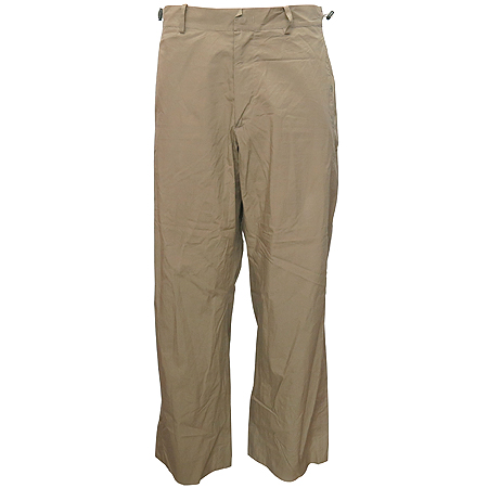 ������  ����