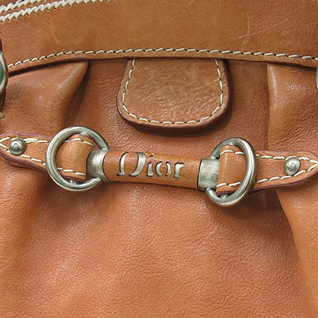 Dior(ũ����î���) ����� ����ΰ� ��� ��Ʈ�� �̹���3 - ���̺��� �߰���ǰ