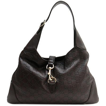 ����  �����