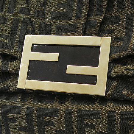 Fendi(���) 8BR614 FF �ΰ� �ڰ��� ��ī ���� �ΰ� �Ÿ� ü�� ����� �̹���3 - ���̺��� �߰���ǰ